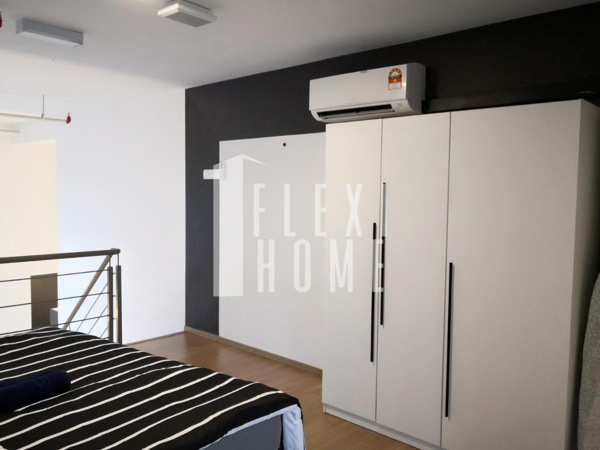 Pinnacle Pj, Romantic City View, 1-4 Guests Designed Duplex Home By Flexihome-My 八打灵再也 外观 照片