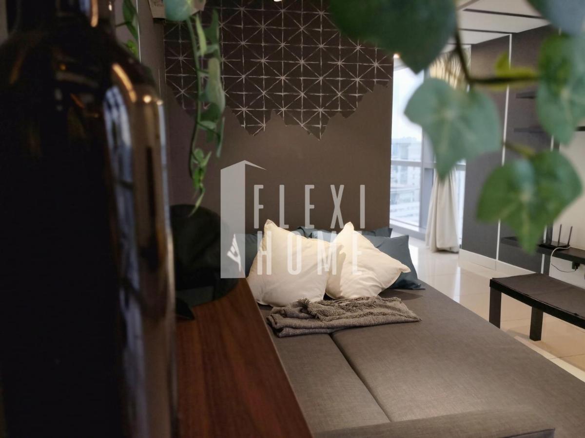 Pinnacle Pj, Romantic City View, 1-4 Guests Designed Duplex Home By Flexihome-My 八打灵再也 外观 照片