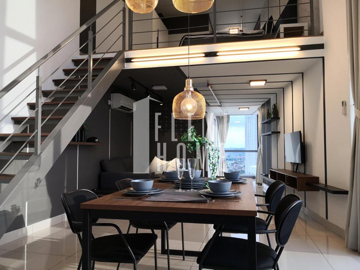 Pinnacle Pj, Romantic City View, 1-4 Guests Designed Duplex Home By Flexihome-My 八打灵再也 外观 照片