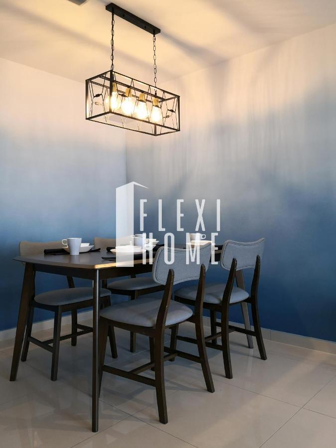 Pinnacle Pj, Romantic City View, 1-4 Guests Designed Duplex Home By Flexihome-My 八打灵再也 外观 照片